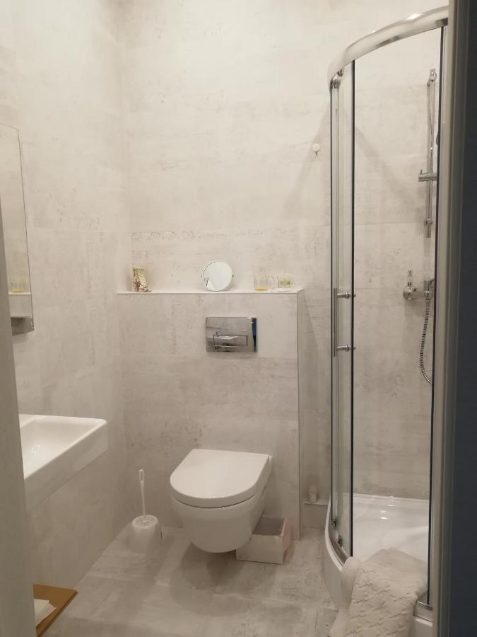 Lux Apartment, Near Metro Vasylkivska 키예프 외부 사진